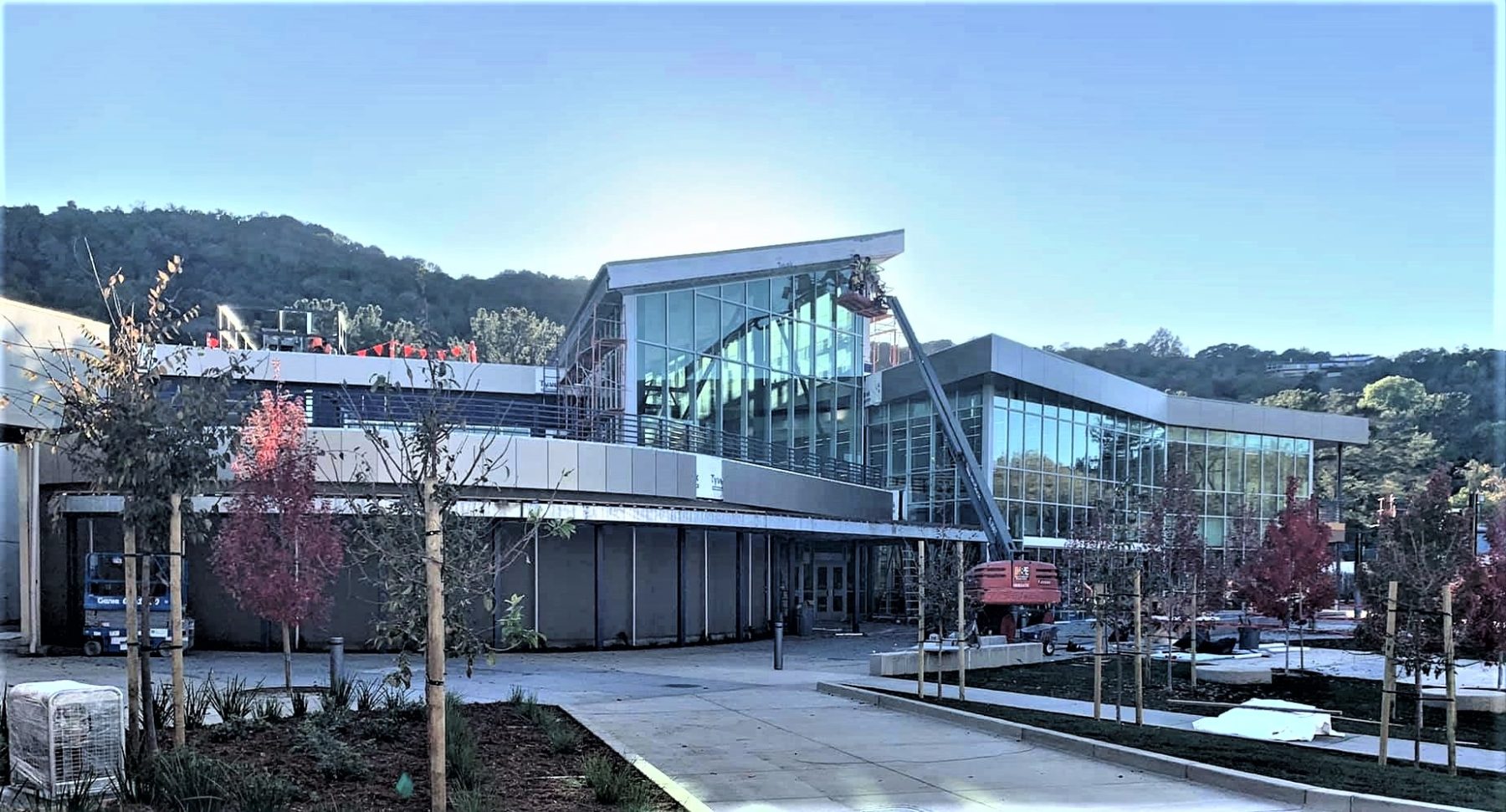 terra-linda-high-school-new-student-commons-building-in-san-rafael-ca